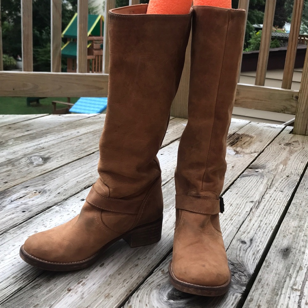 Steve Madden Tan Heeled Boots